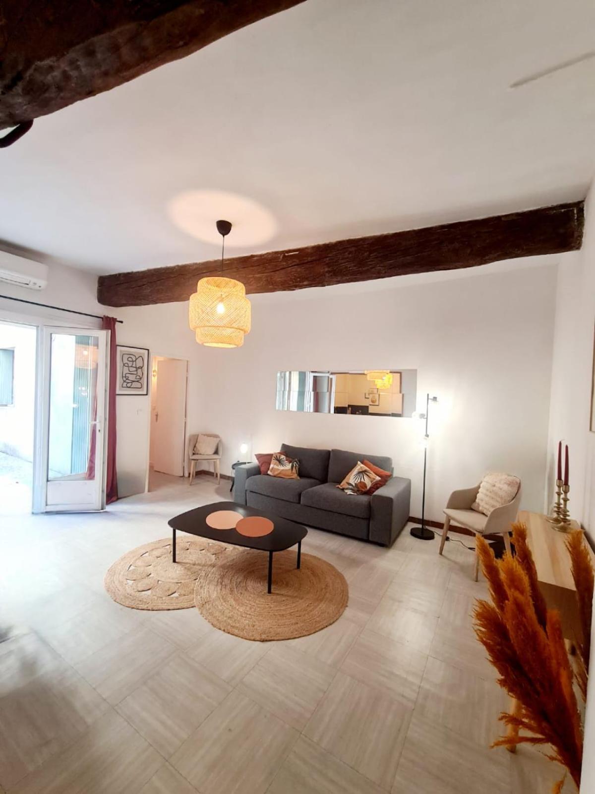 Intra Muros Avec Cour Privee Apartment Avignon